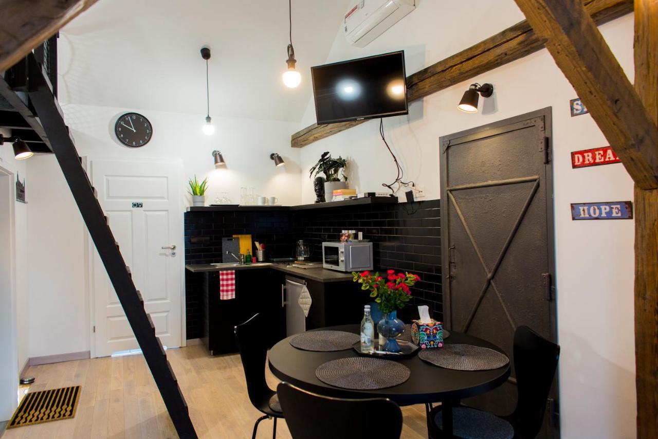 Pilotow 87 Apartments Krakow Bagian luar foto